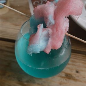 Meet your Posher, Allie